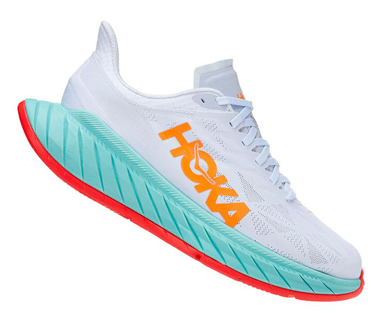 Модель кроссовок Hoka One One Carbon X 2