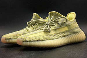 Картинка статьи Кроссовки adidas Yeezy Boost от Канье Уэста