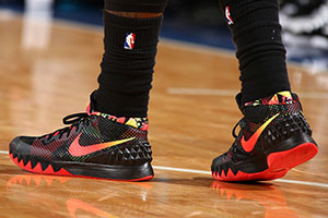 Картинка статьи Кроссовки Nike Kyrie 1