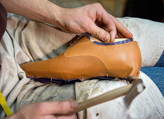 Изготовление верха для bespoke обуви