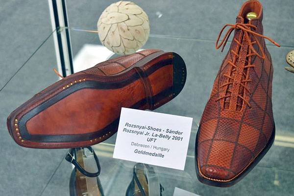 Ботинки от бренда Rozsnyai