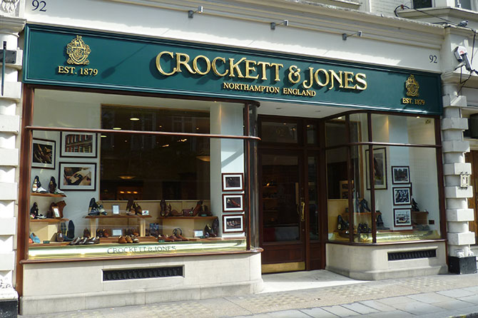 Обувной бутик Crockett & Jones