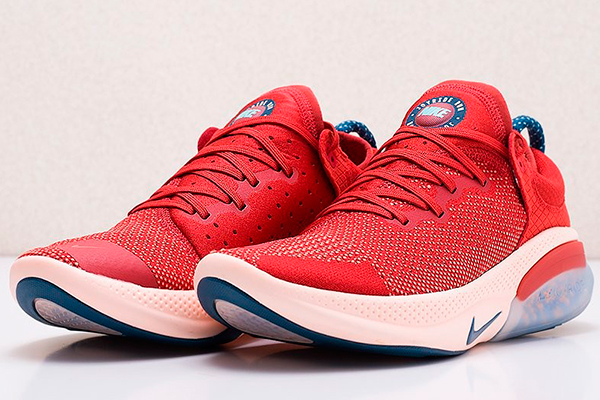 Беговые кроссовки Nike Joyride