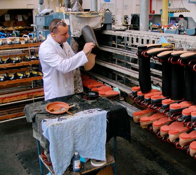 Обувная фабрика Sanders