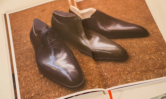 Книга Master Shoemakers от Гэри Тока разворот