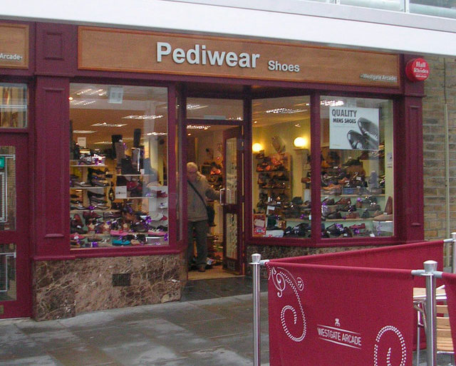 Обувной магазин Pediwear 